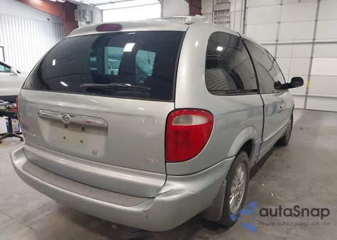 2001 Chrysler Town & Country Limited z USA, uszkodzony, nr VIN 2C8GP64L61R122367